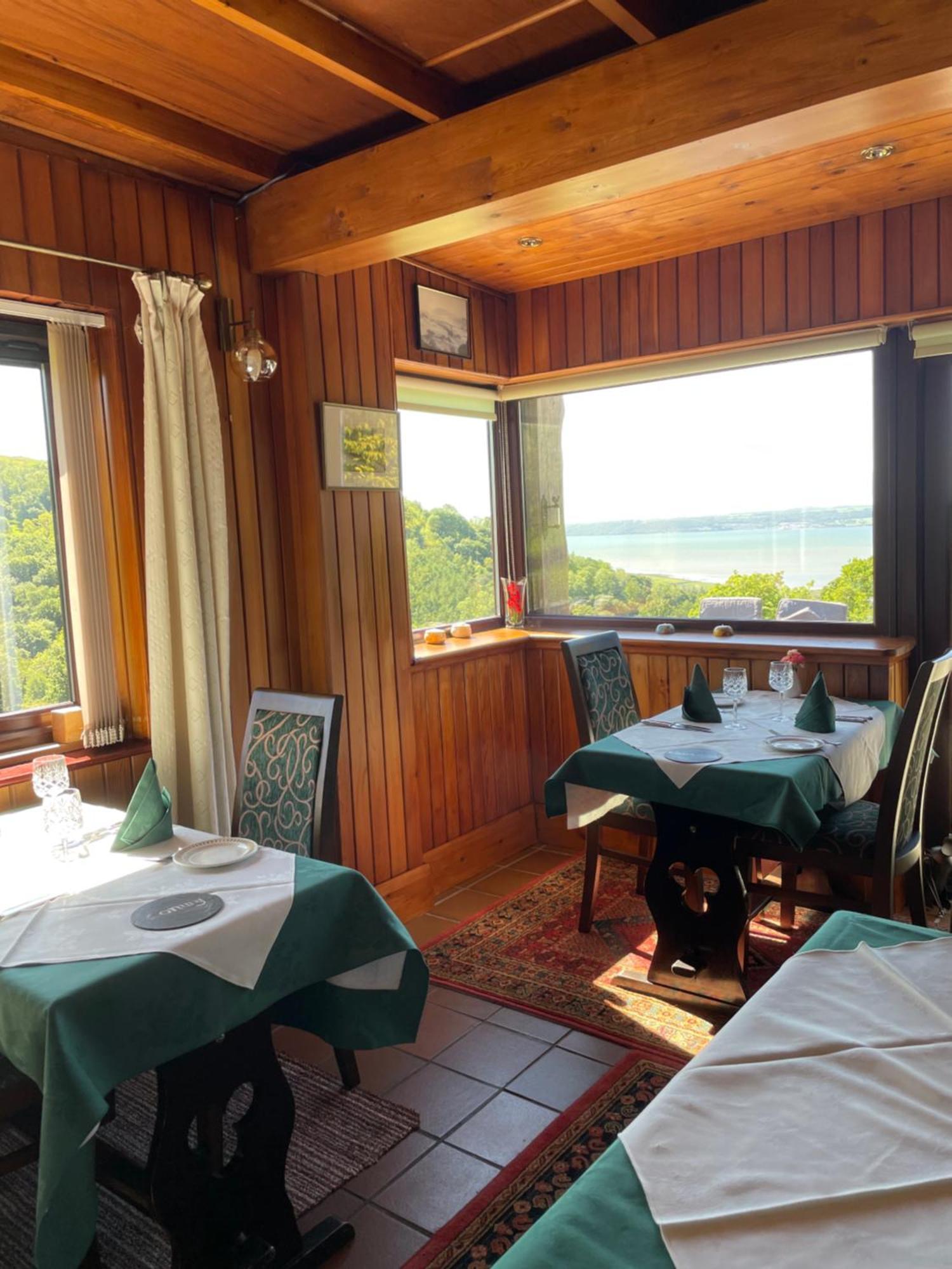 Rhiwiau Guesthouse 렌페어페찬 외부 사진